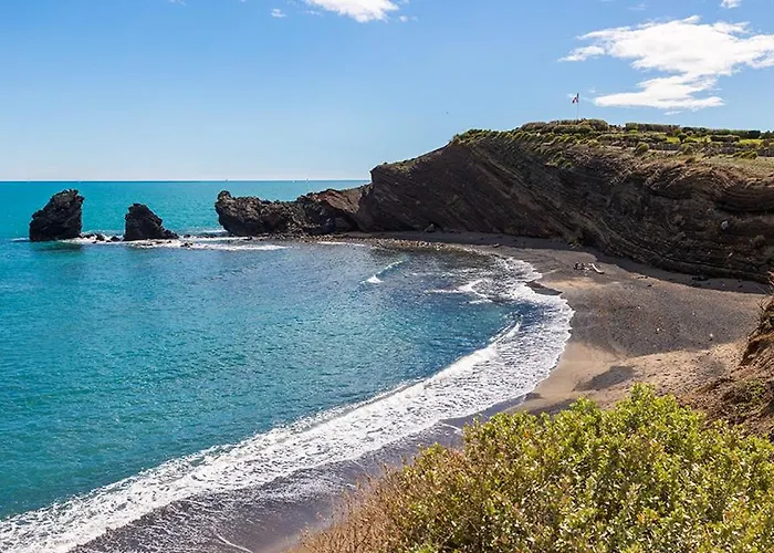 Vue Port Et Cap D'agde Ile Des Pecheurs * Agde