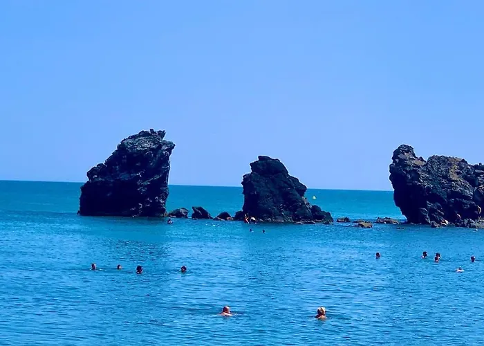 Vue Port Et Cap D'agde Ile Des Pecheurs Agde