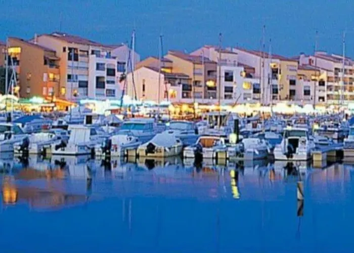 Vue Port Et Cap D'agde Ile Des Pecheurs *